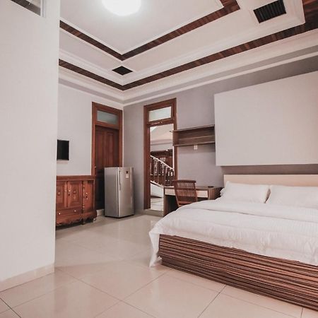 Stay Inn Pasteur Bandung, Husein Sastranegara Airport Exteriör bild