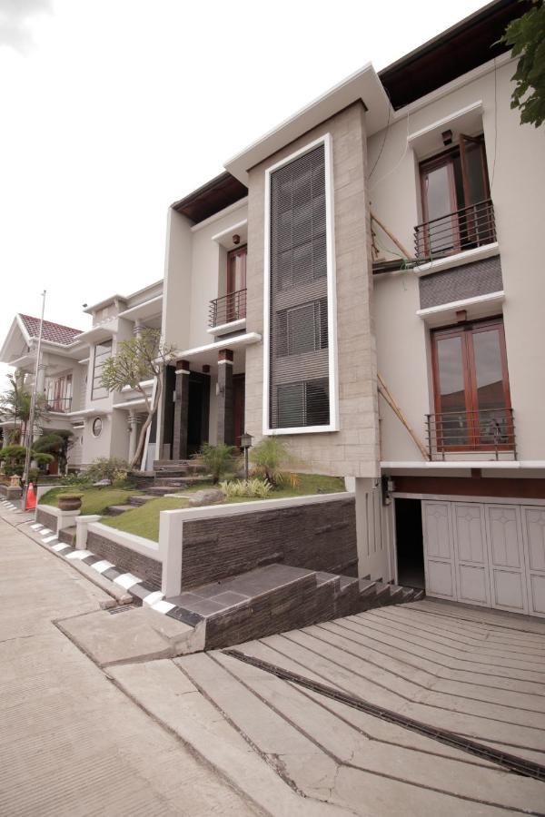 Stay Inn Pasteur Bandung, Husein Sastranegara Airport Exteriör bild