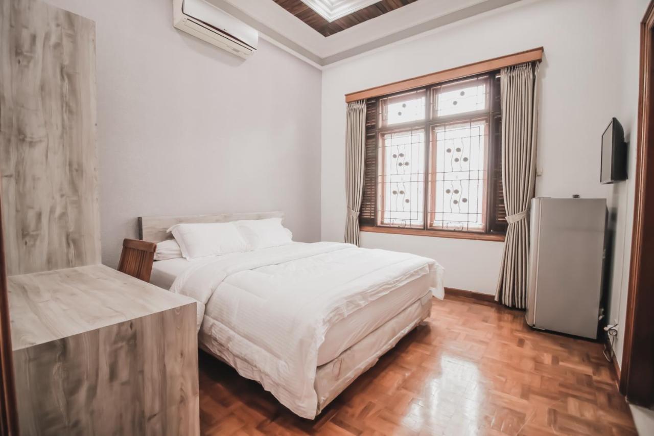 Stay Inn Pasteur Bandung, Husein Sastranegara Airport Exteriör bild