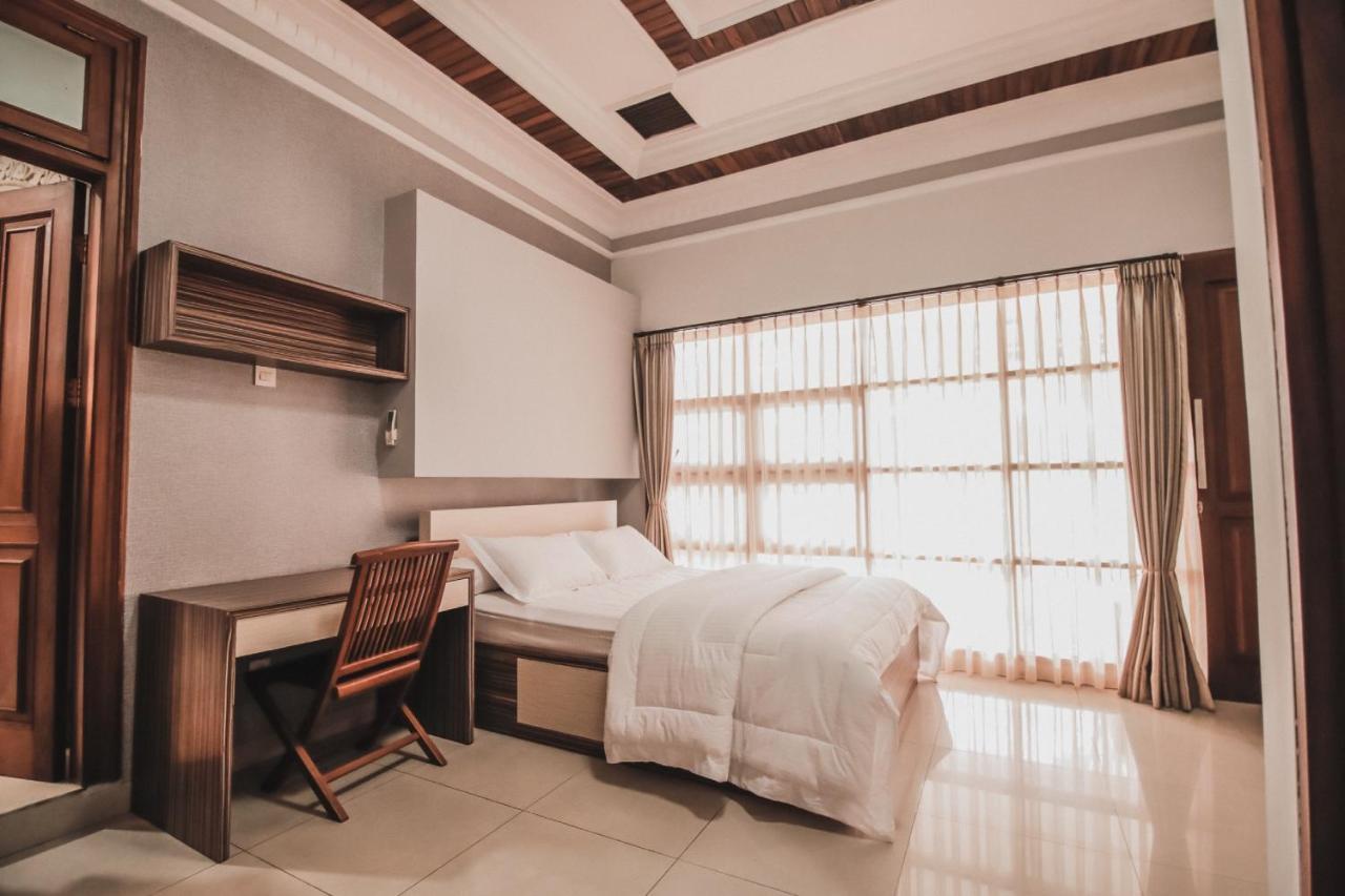 Stay Inn Pasteur Bandung, Husein Sastranegara Airport Exteriör bild