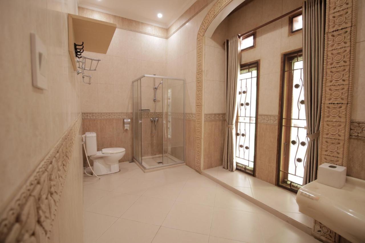 Stay Inn Pasteur Bandung, Husein Sastranegara Airport Exteriör bild