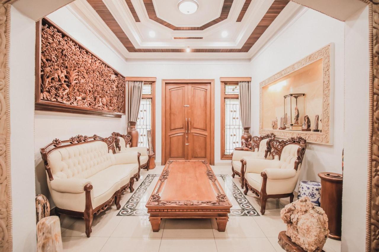 Stay Inn Pasteur Bandung, Husein Sastranegara Airport Exteriör bild